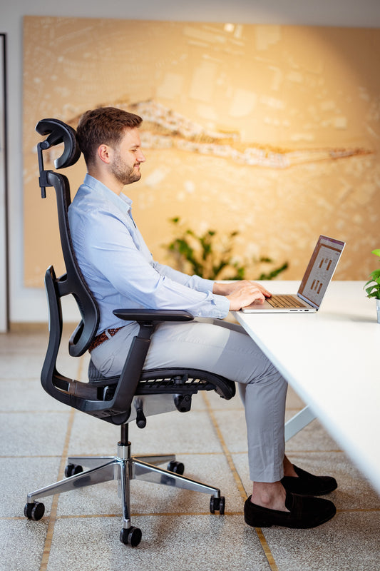 Bürostuhl ergonomisch VALKENSTOL M6 für grosse Menschen
