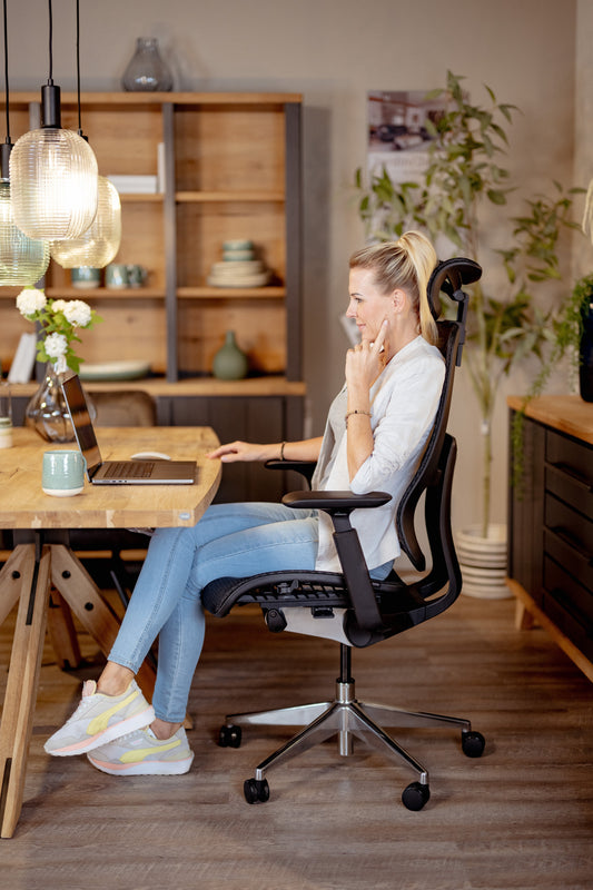 Bewegtes Sitzen: Warum starres Sitzen der neue Feind deiner Gesundheit ist