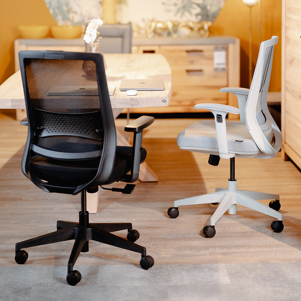 VALKENSTOL Bürostuhl im Lifestyle-Setting – Willkommen im neuen VALKENSTOL Webshop